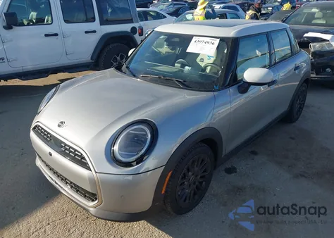 2025 Mini Hardtop Cooper from USA, damaged, VIN WMW43GD02S2W88650